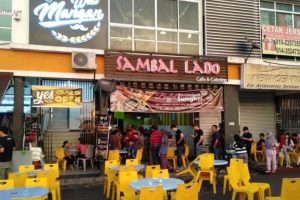 Kedai Makan di Sibu, Malaysia